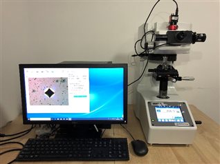 D:\jjl workfiles\產(chǎn)品其他資料\產(chǎn)品實拍圖片視頻\日本Matsuzawa\日本崧澤VMT顯微維氏硬度計\帶電腦.jpg